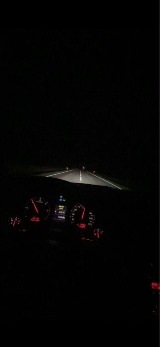 Reflektory audi a4b6 biled Valeo