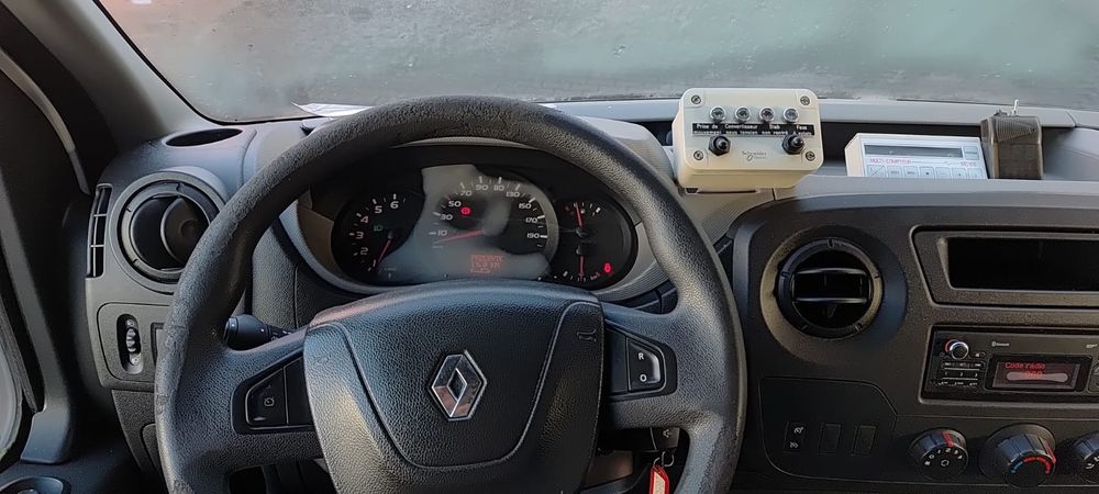 Renault Master podnośnik koszowy zwyżka