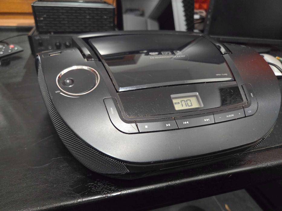 Odtwarzacz Philips az1837