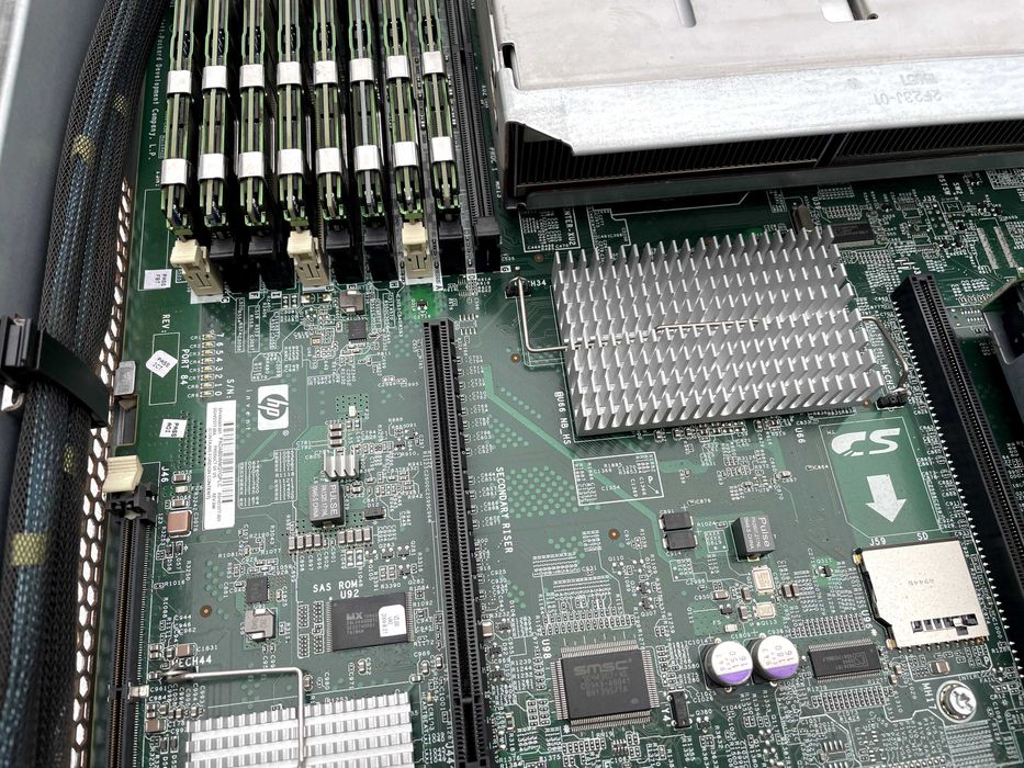 Сервер HP Proliant DL380 G6 Intel Xeon Х5675 48 Гб пам*яті
