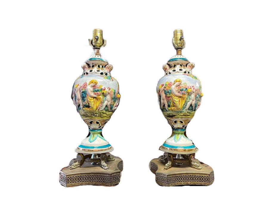 Par de candeeiros, anforas campodimonte antigos