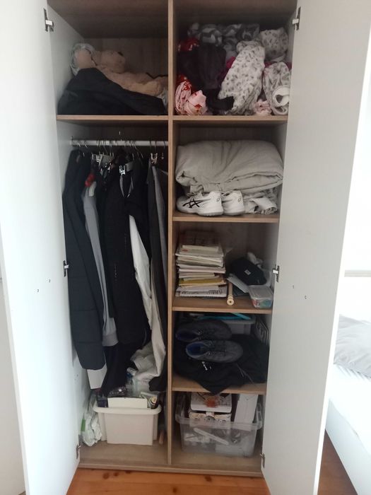 Szafa firmy forte lakierowana w bardzo dobrym stanie .