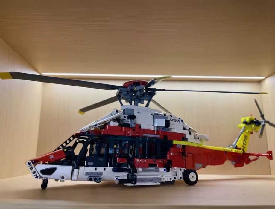 Klocki Airbus H175 zestaw 42145