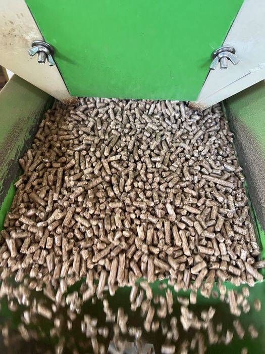 Соснова Паливна Пелета Топливная гранула Гранула Пеллеты Пелета Пєлєта