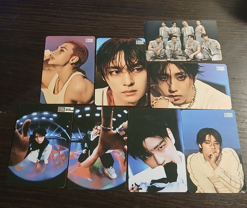 Stray kids картки