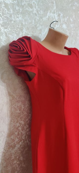 Плаття довге вечірнє