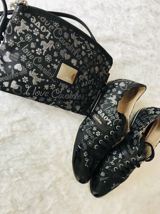 Sapatos tenis cavalinho 37