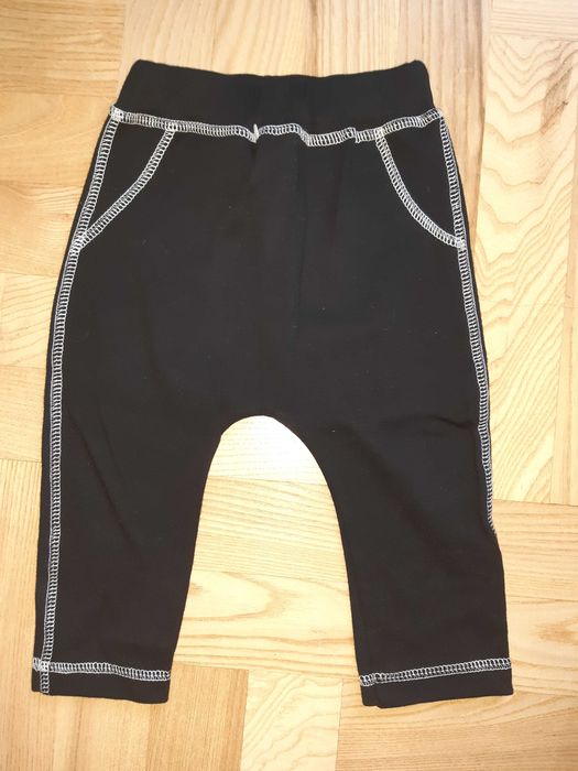 Nowe czarne bawełniane spodnie rozm. 68