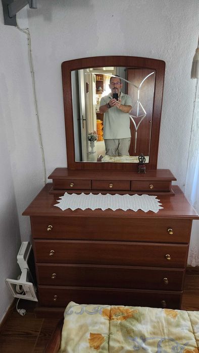 Vendo mobília de quarto completa