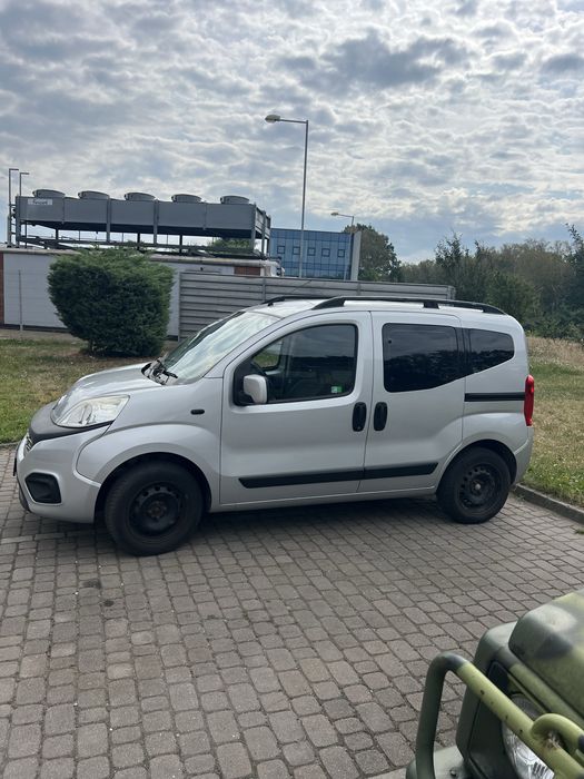 FIAT QUBO 2016r 1.4 78km Benzyna 95000 km Pierwszy Właściciel Salon Polska