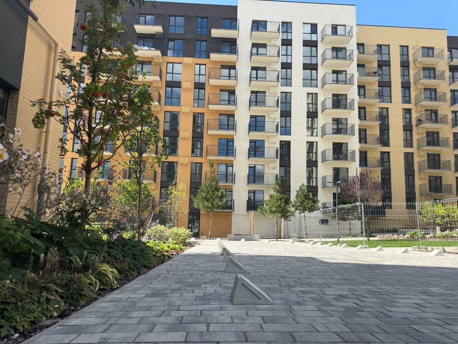 Продаж 1-кімнатної квартири 41кв.(єОселя) м.Пустомити (9км.від Львова)