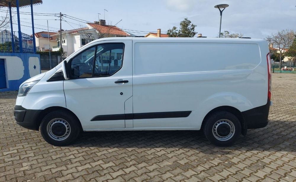 Aluguer carrinha comercial