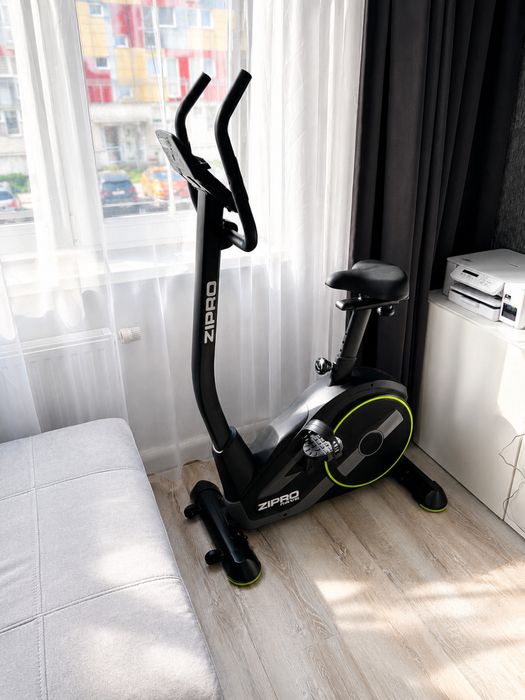 Rower treningowy stacjonarny - Zipro Rave - super stan