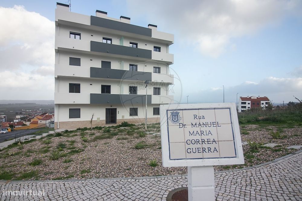 Apartamento T2 para venda — Alenquer (Santo Estêvão E Triana), Lisboa
