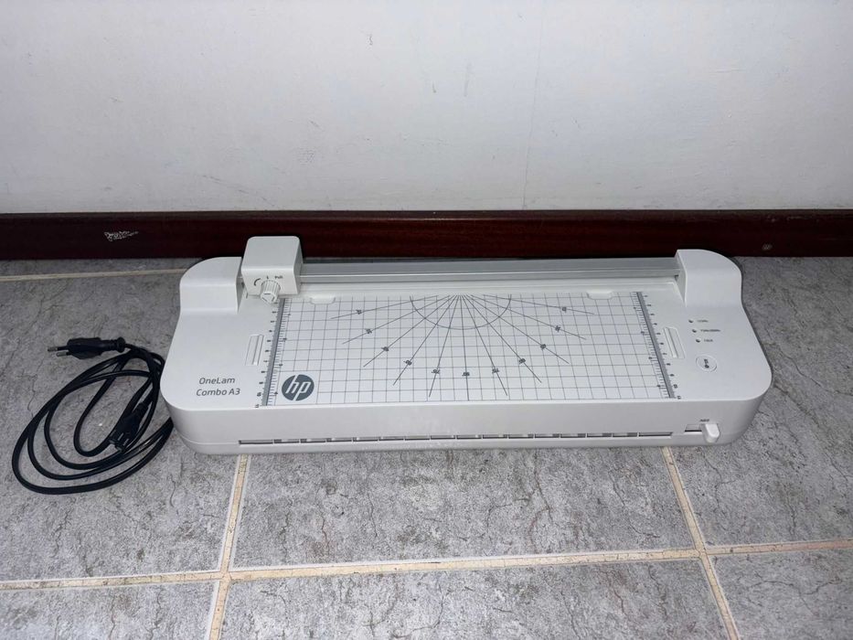 HP OneLam Combo A3 – Plastificadora [NOVA]