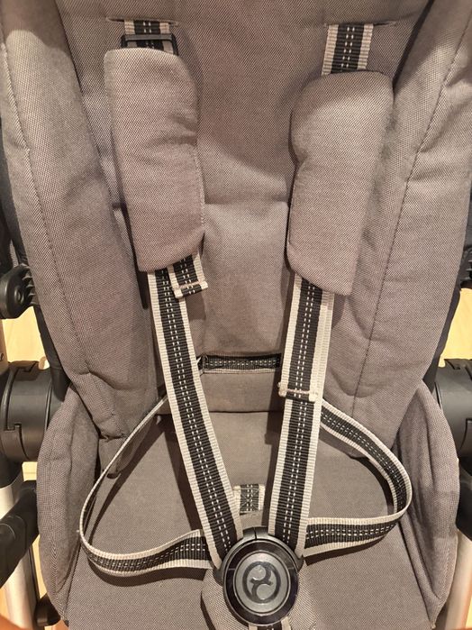 Carrinho Cybex Balios S em excelente estado, muito confortável, espaçoso e fácil de manobrar.
