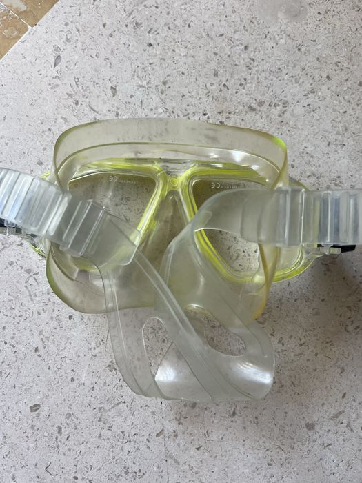 Equipamento de snorkeling