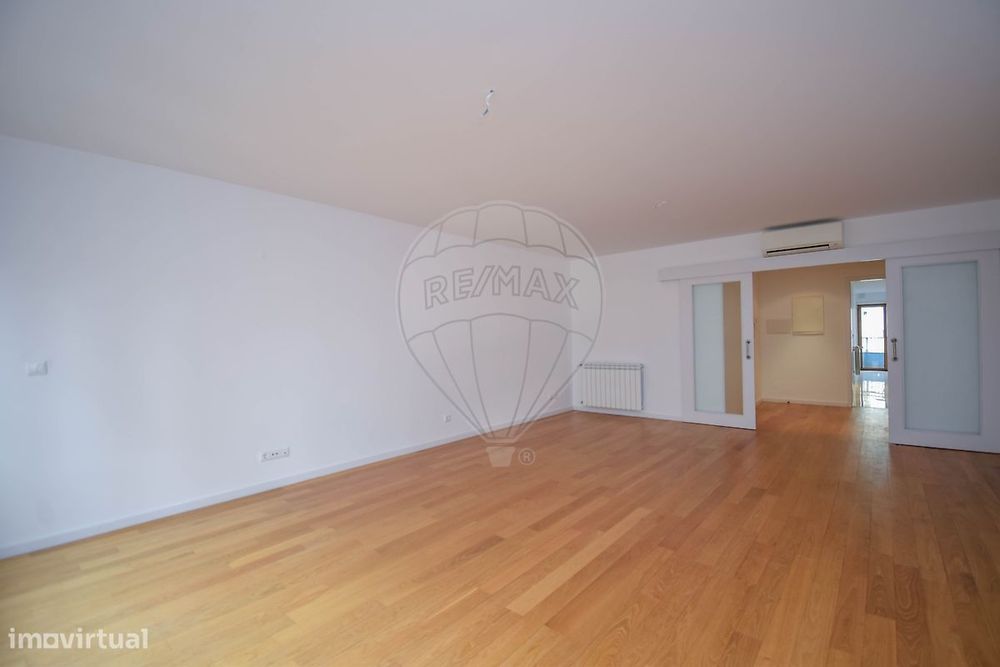 Apartamento T2 para arrendamento