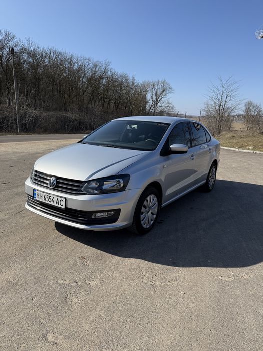 Volkswagen polo 1.4 V поколения 2017 року