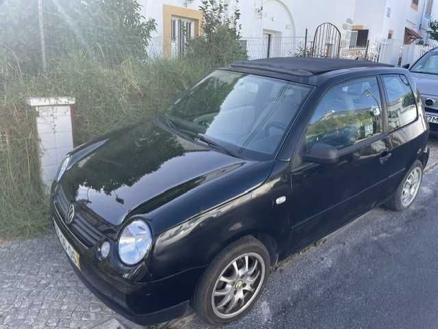 Viatura VW Lupo em bom estado