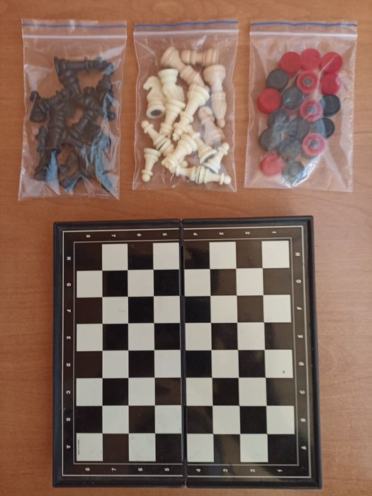 Шахматы..шашки .