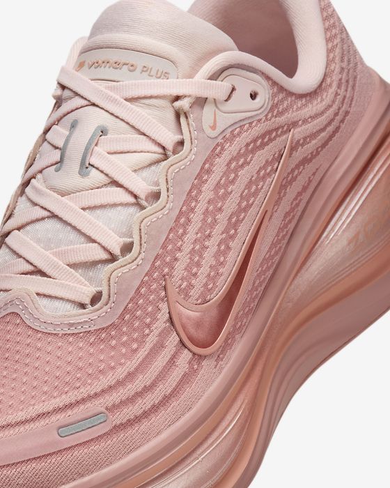 Оригінальні кросівки NIKE VOMERO PLUS (HV8154-601) | Нові!
