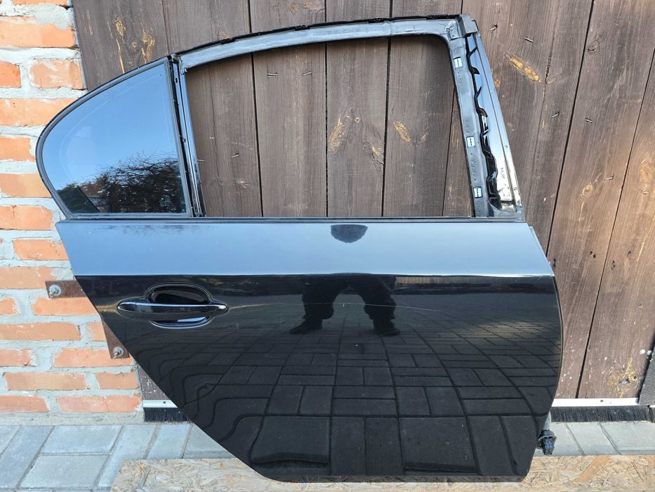 BMW 5 E60 Drzwi Prawe Tył Schwarz 2 668/9 Org. Lakier