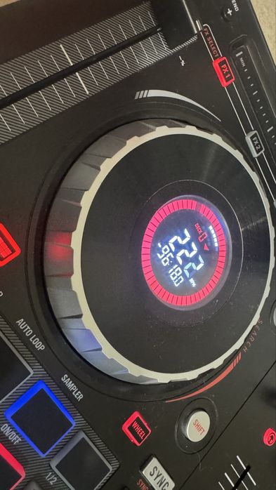 Konsola Numark Platinum