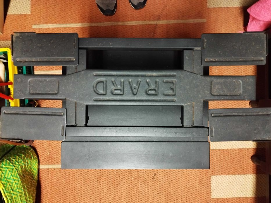 Suporte Metálico Preto para Televisão