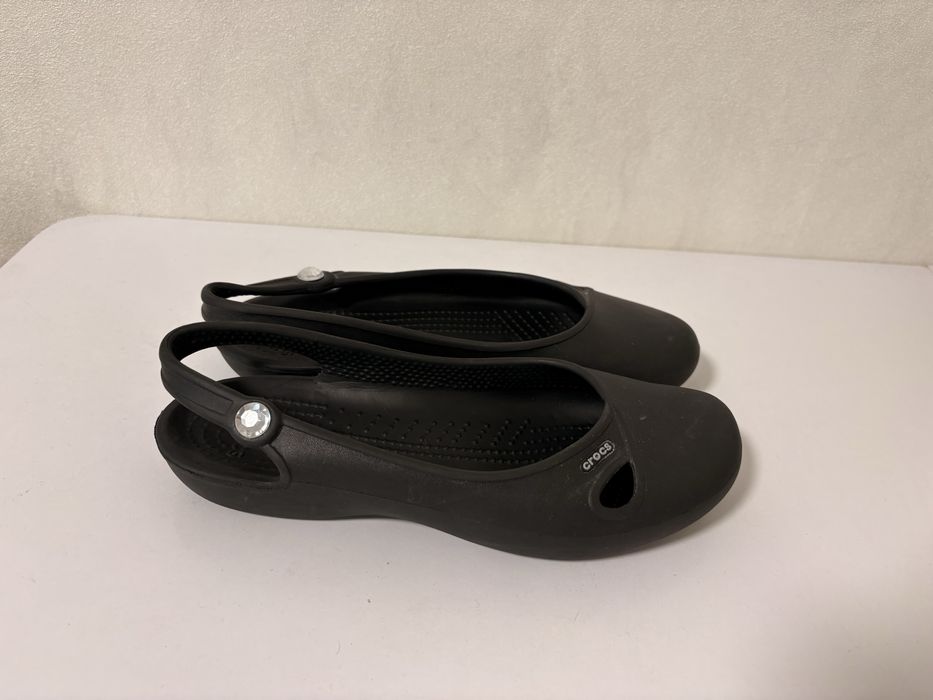 Продам жіночі  балеткі  Crocs Olivia нові розмір 39 ( устілка 25,5-26 см)