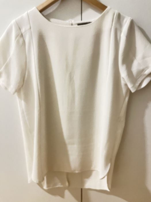 Blusa fina tecido tipo chifon beje claro, tam  40