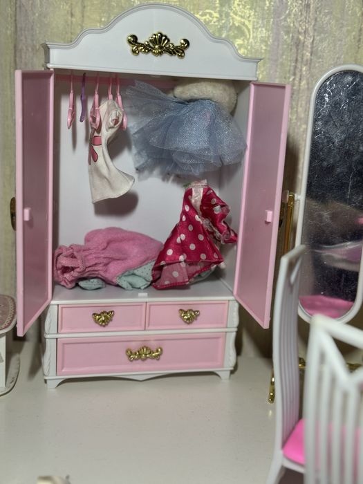 Продаю меблі для ляльки Барбі