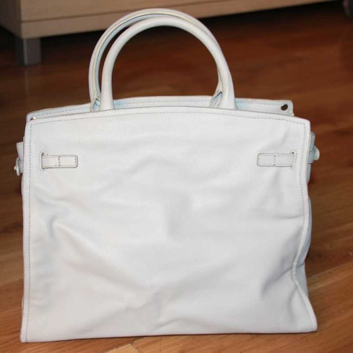 guess skora skórzana torebka kuferek koszyk