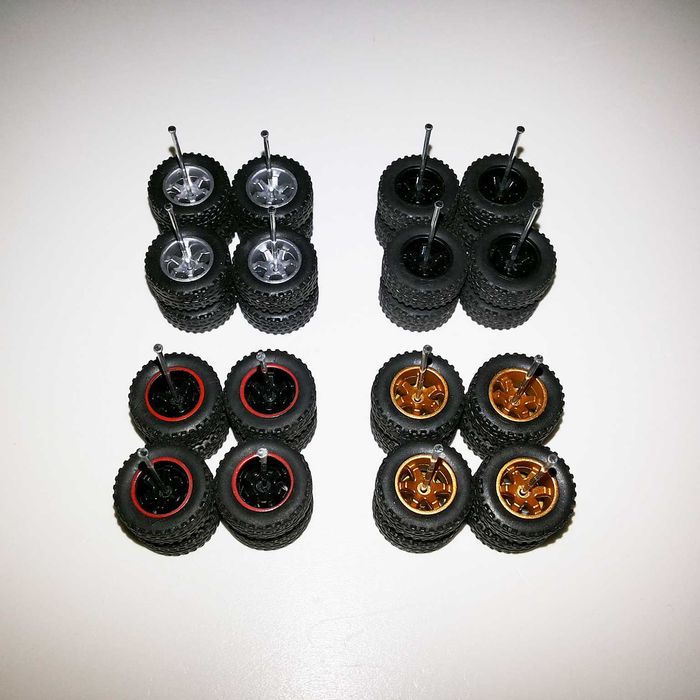 Hot Wheels - Land Rover - Jeep - Carros 4x4 com Rodas de Borracha 1/64