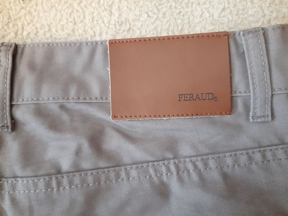 Джинсы "FERAUD" REGULAR FIT. Размер W34, L32. Новые.