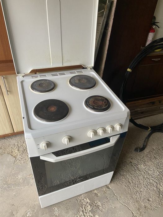 Продам электроплиту Веко