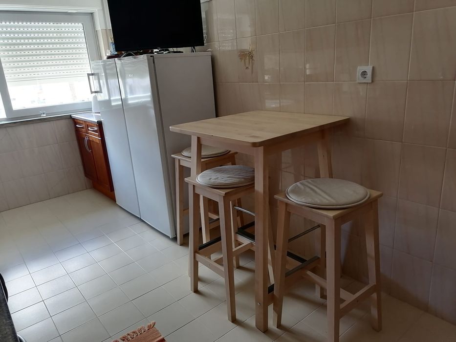 Quarto para alugar em Ouressa -Sintra