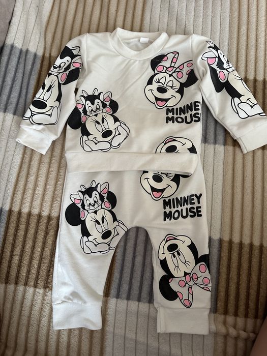 Костюмчик для дівчинки