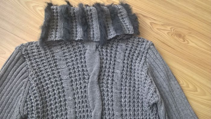 Modny sweter- golf rozm. XL/ XXL