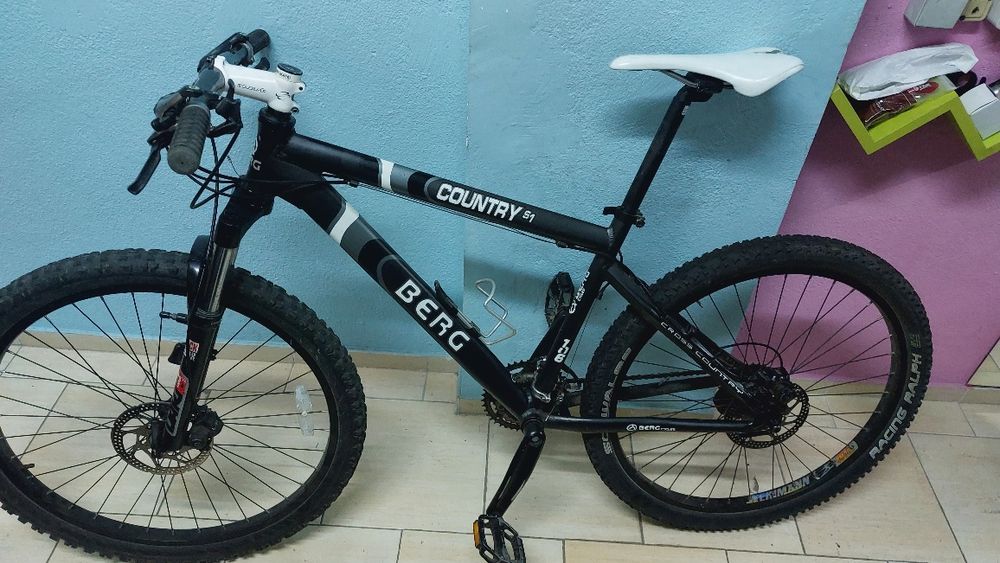 Bicicleta Berg impecável