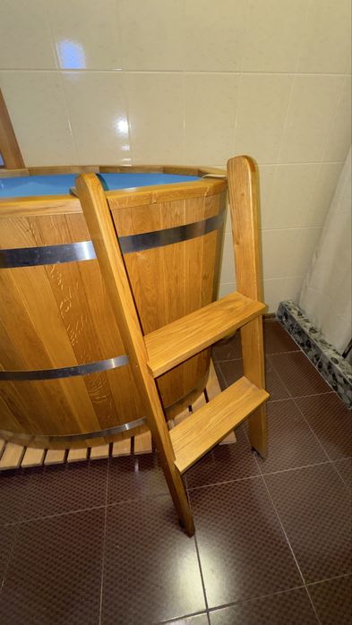 Купель бочка дубова для лазні, з пластиковою вставкою