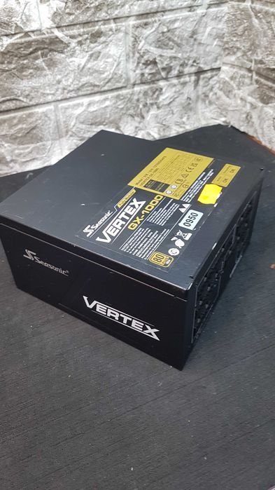 Seasonic VERTEX GX-1000  80Plus Gold 1000W