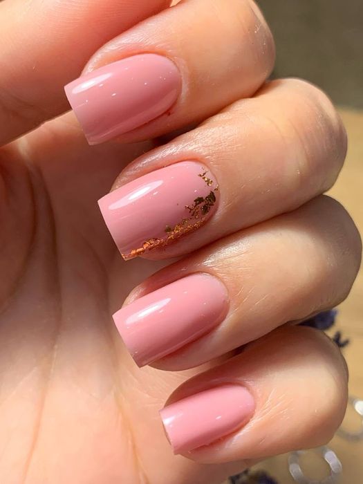 Манікюр в Броварах