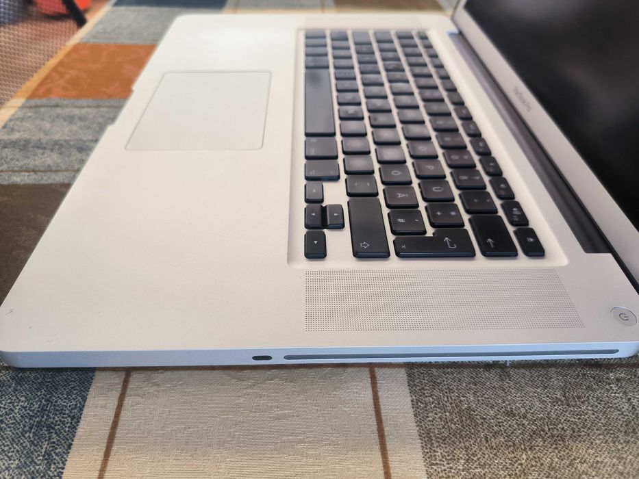 Apple Macbook Pro - Mod. A1286 - i7