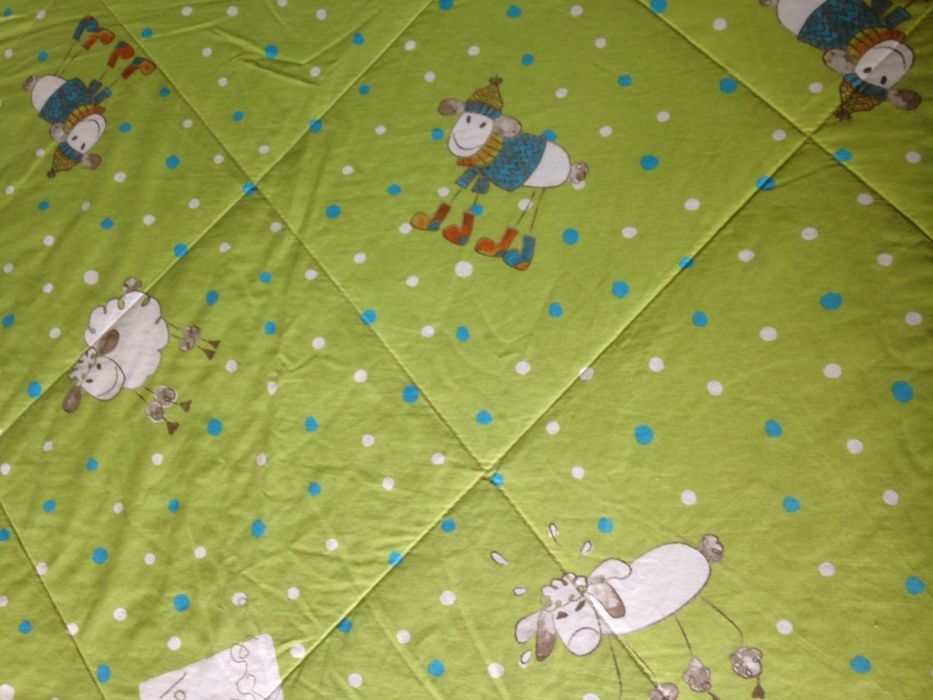 Edredom infantil reversível, de Verão