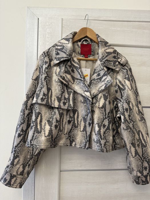 Куртка змеиная эко кожа из коллекции Jennifer Lopez