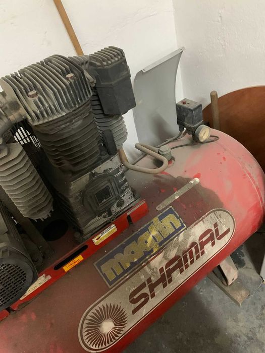 Compressor de Ar Industrial Magni Sharma – 500€