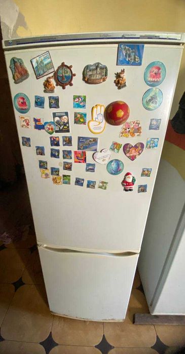 Здаємо три холодильники на запчастини