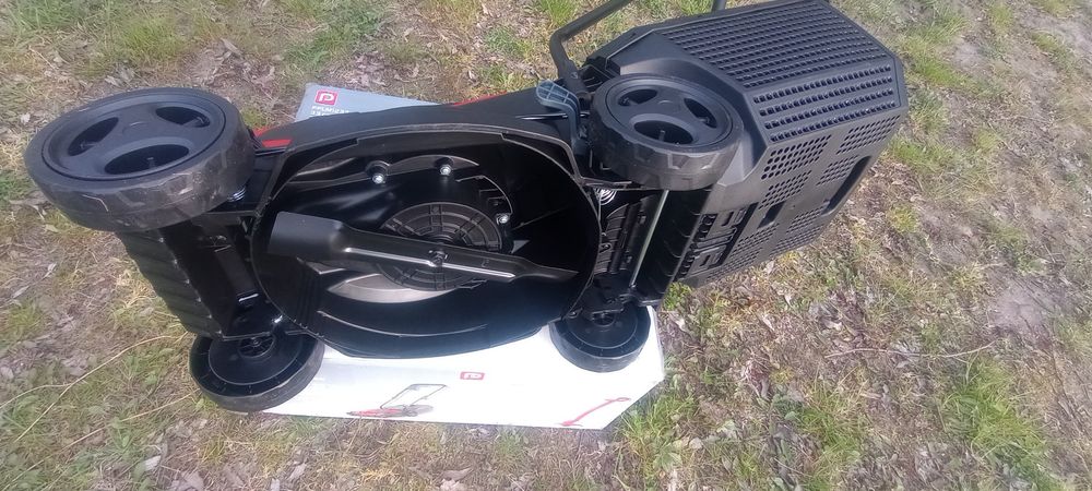Zestaw Kosiarka + Podkaszarka Elektryczna PERFORMANCE POWER
