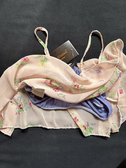 Crop top floral. Novo com etiqueta